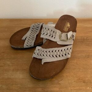Cliffs by White Mountain 9.5 comfort leather sandal